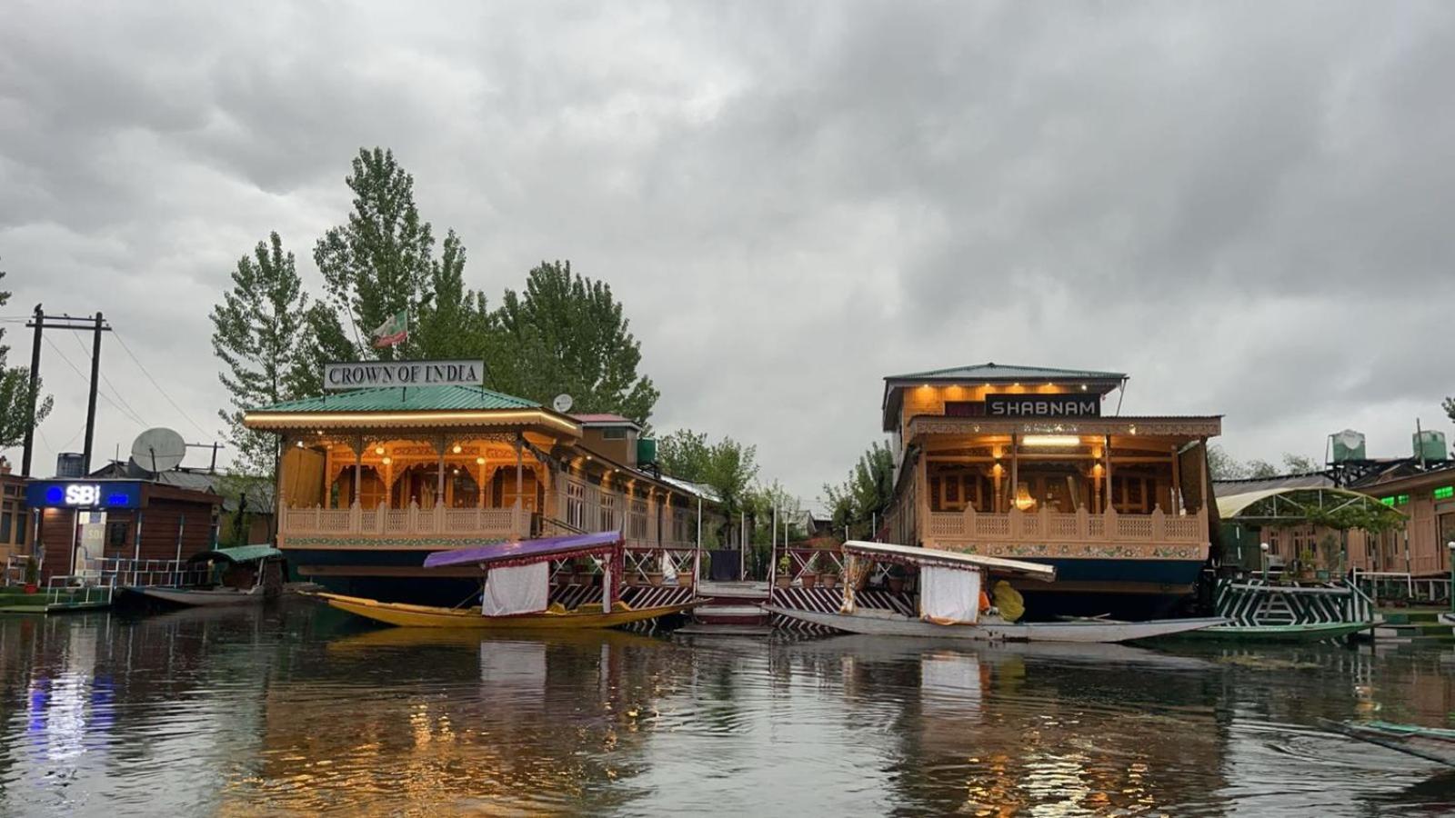 Crown Of India Group Of Houseboats Hotel Srinagar  Ngoại thất bức ảnh
