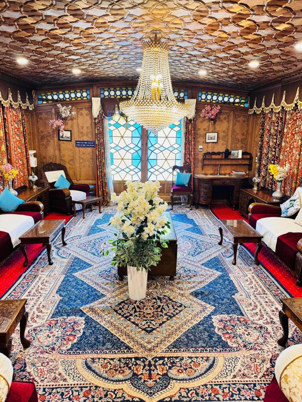 Crown Of India Group Of Houseboats Hotel Srinagar  Ngoại thất bức ảnh