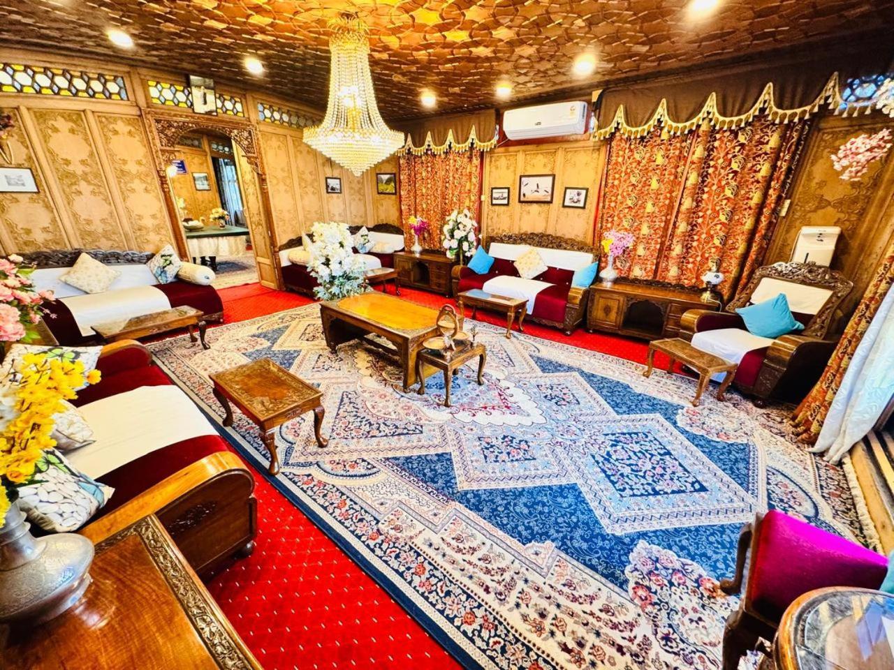 Crown Of India Group Of Houseboats Hotel Srinagar  Ngoại thất bức ảnh